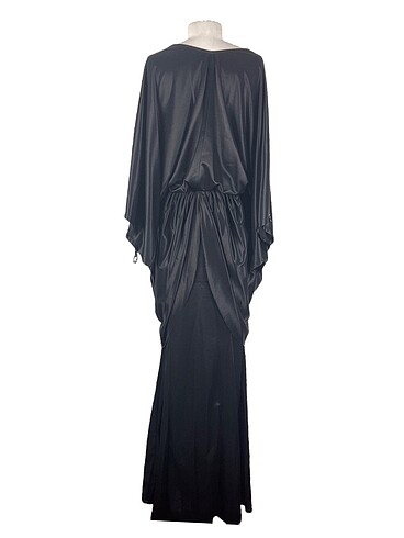 36 Beden siyah Renk Taşlı saten elbise