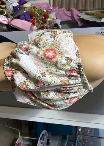 Diğer Dantel Detaylı Pastel Renkli Straplez Bluz