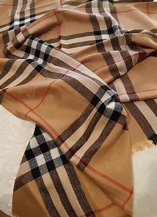 Burberry şal