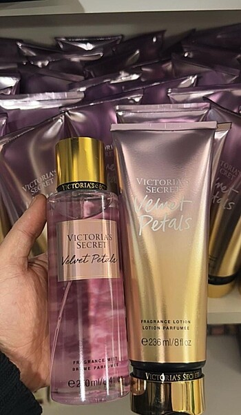 Velvet Petals ikili set
