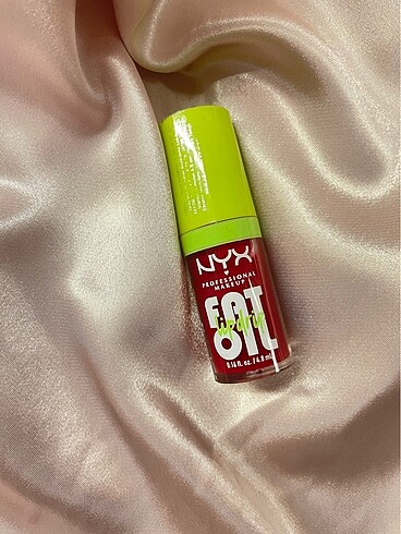Nyx Fat Oil Lip Drip