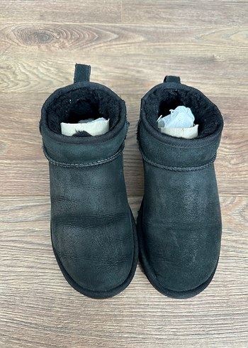 Ugg Siyah Mini Ugg