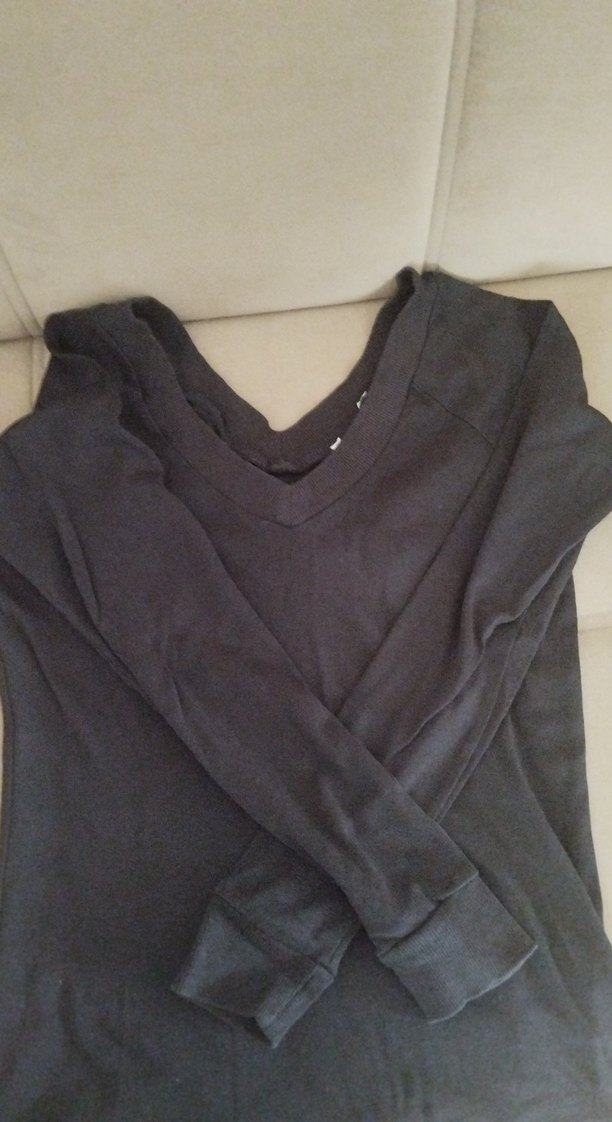 Siyah V Yaka Uzun Kollu Kadın Gömlek - Görsel 2