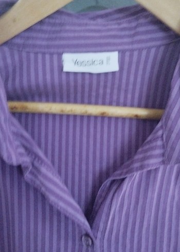 Mor Çizgili Kısa Kollu Kadın Gömlek - Görsel 3