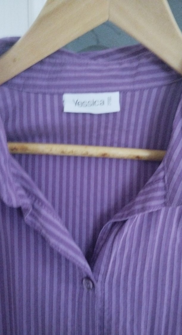 Mor Çizgili Kısa Kollu Kadın Gömlek - Görsel 3