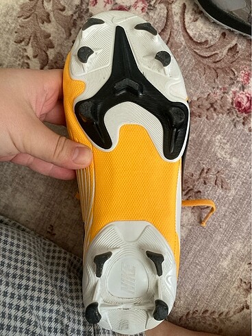 36 Beden Nike çocuk krampon