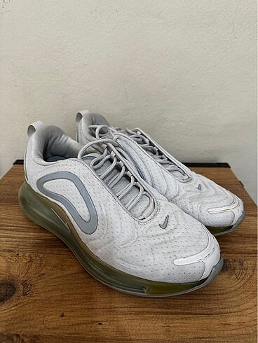 Nike spor ayakkabısı