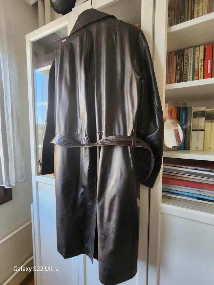 Düğmeli Uzun Kahverengi Deri erkek pardesü - Görsel 2