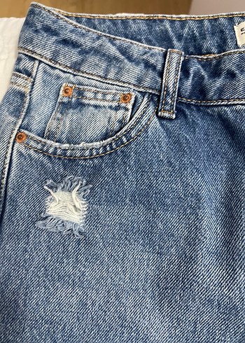 Gri kesimli Bol Kesim Kadın Midi Jean - Görsel 4