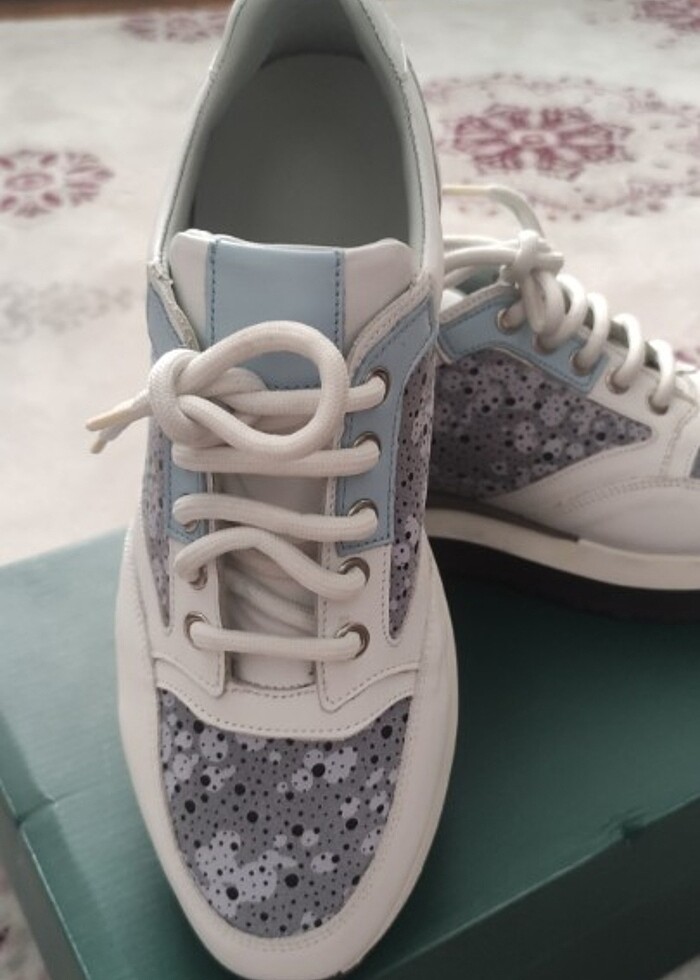 Kadın spor ayakkabı  - Görsel 2