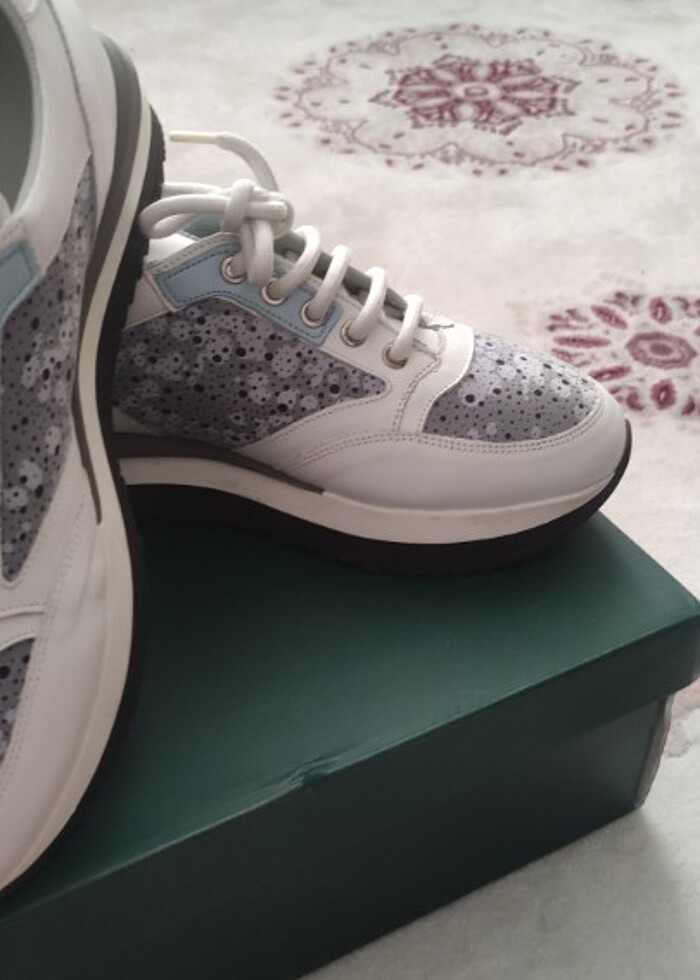 Kadın spor ayakkabı  - Görsel 3