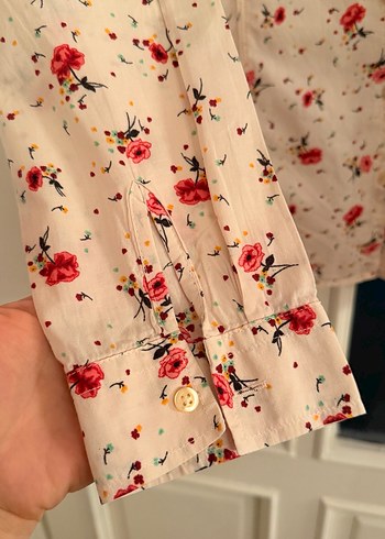 Zarif kadın gömlek - Görsel 3