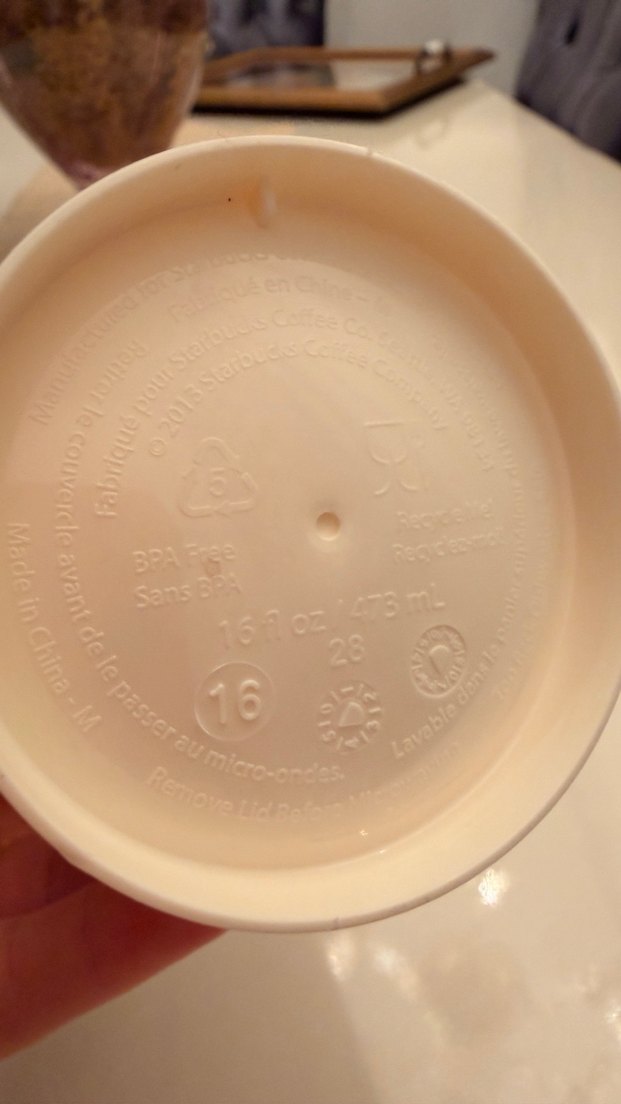 Starbucks Beyaz Plastik Bardak - Görsel 3