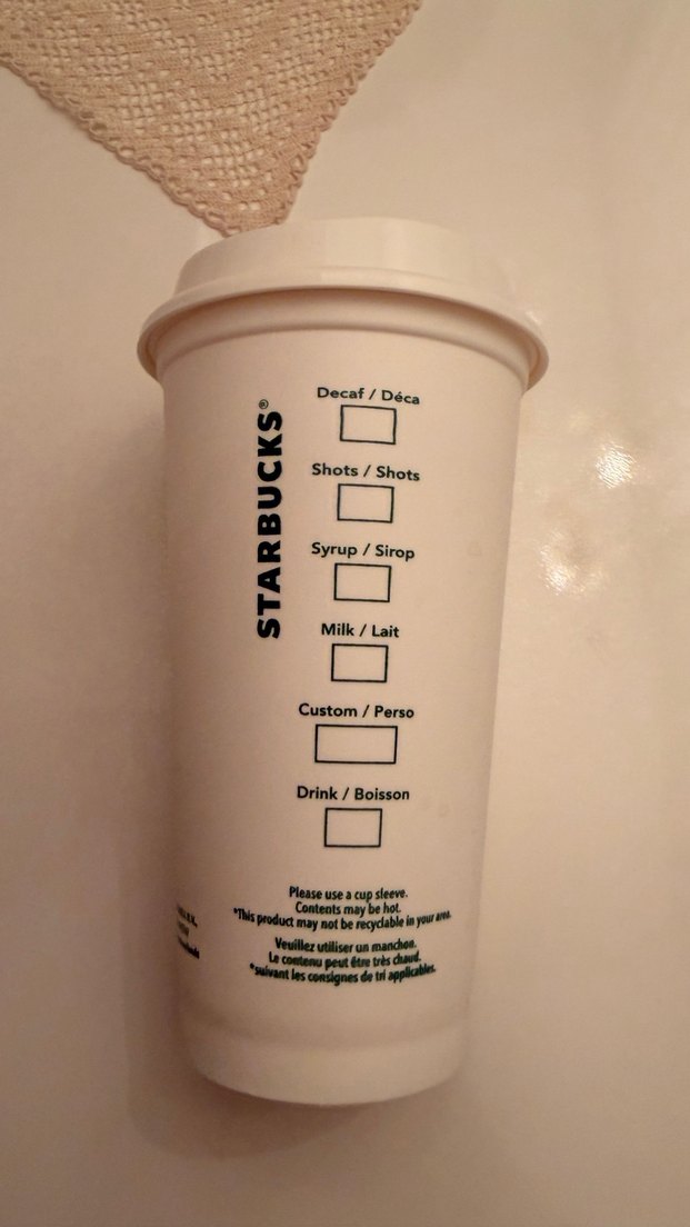 Starbucks Beyaz Plastik Bardak - Görsel 4