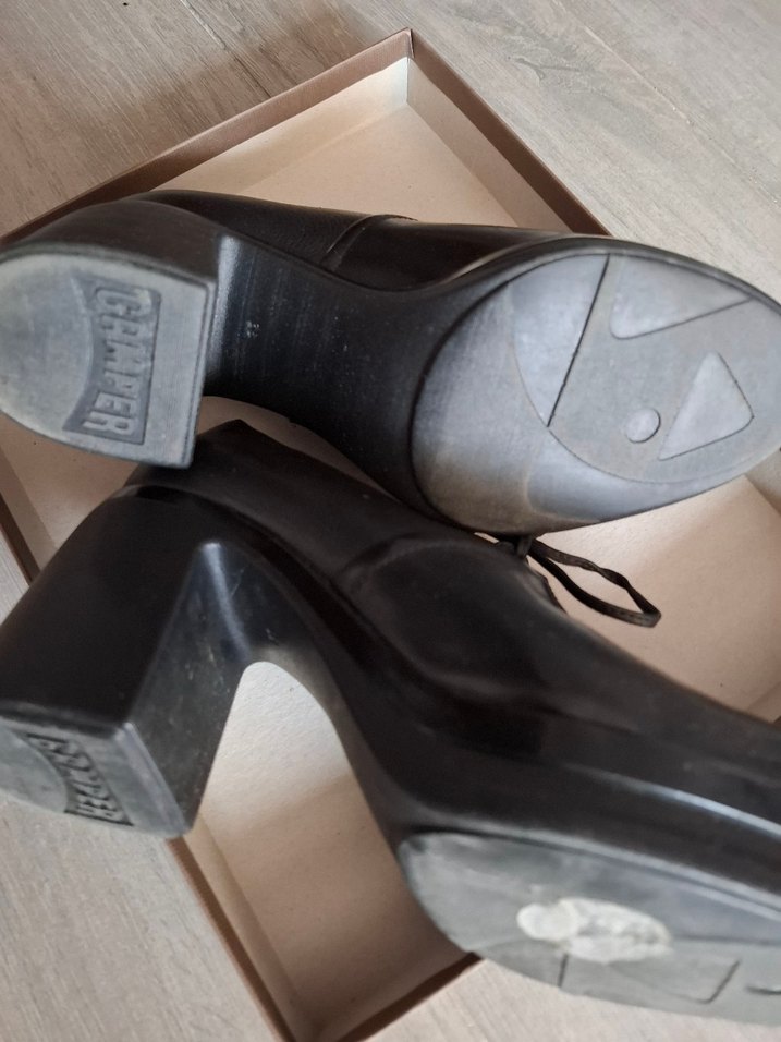 Camper Deri Kadın Siyah Klasik Topuklu Ayakkabı - Görsel 5