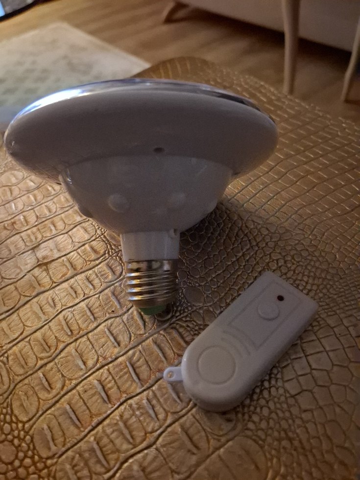 Diger Beyaz Şarj Edilebilir LED Ampul - Görsel 5