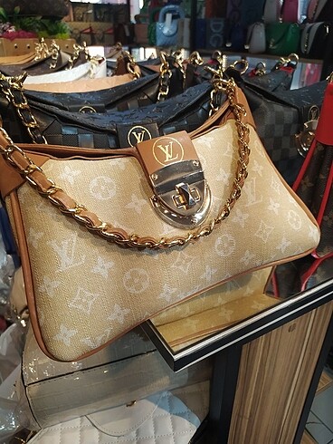 louis vuitton çanta
