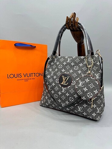  Beden louis vuitton çanta