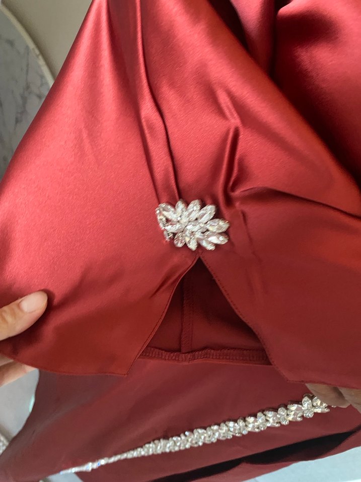 Bordo Payetli Uzun Kollu Nişan Elbisesi - Görsel 2