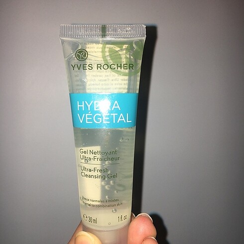 YVES ROCHER Ultra-Fresh Cleansing Gel