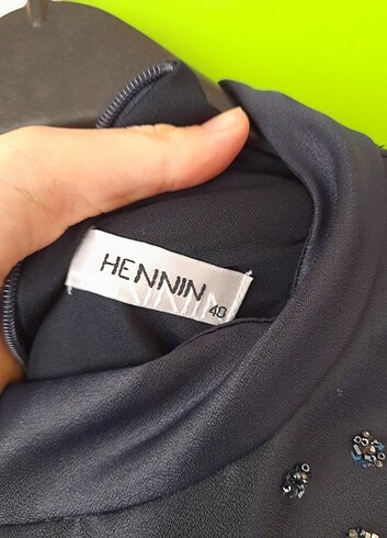 l Beden lacivert Renk Hennin abiye