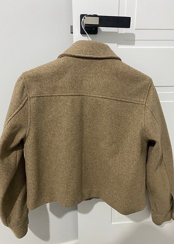 Zara Düğmeli Kısa Kahverengi Kadın Yün Kaban xs