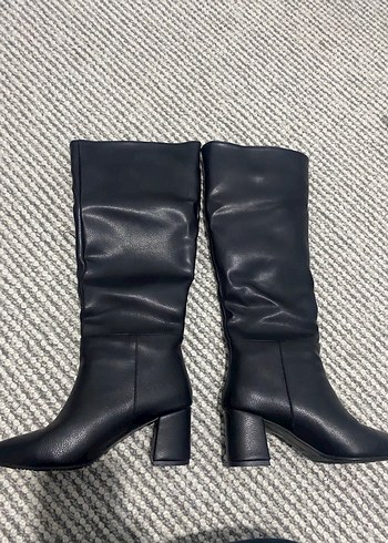 Fermuarlı Siyah Deri Dizüstü Bot çizme 36 numara - Görsel 4