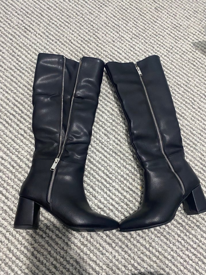 Fermuarlı Siyah Deri Dizüstü Bot çizme 36 numara - Görsel 3