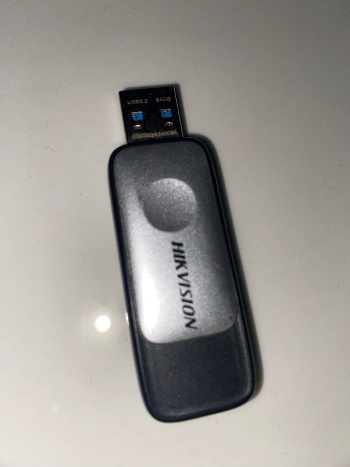 Hikvision Metal USB Flash Bellek Gri 64 gb USB 3.2 - Görsel 2