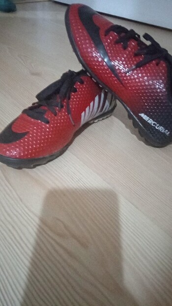 tek ebat Beden Nike halı saha ayakkabısı 