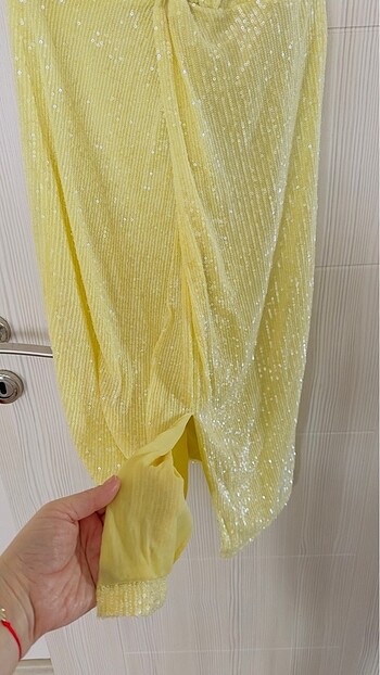 40 Beden sarı Renk İpekyol abiye elbise Özgür mansur koleksiyonu