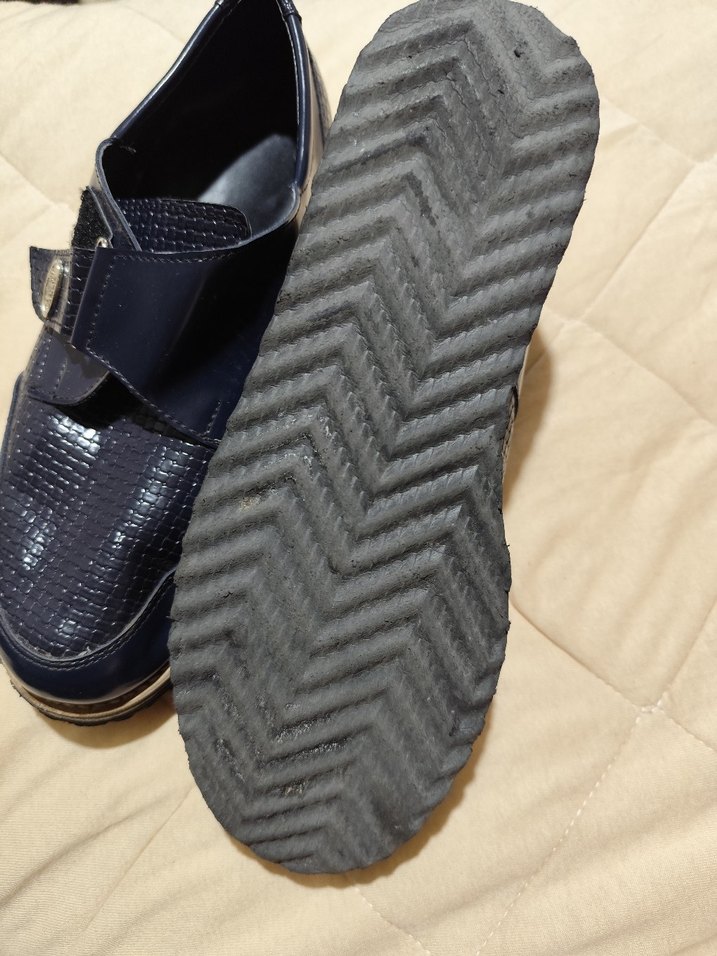 Mavi Parlak Yılan Desenli Dolgu Topuklu Erkek Çocuk Ayakkabı - Görsel 4