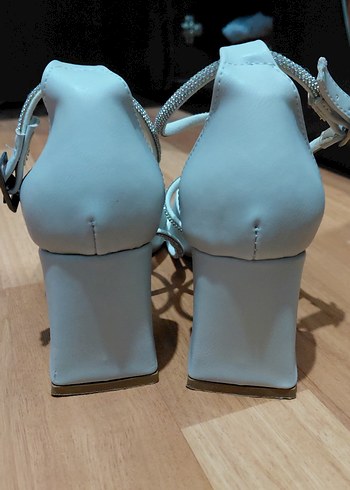 Bej Minimalist Stiletto Topuklu Kadın Ayakkabı - Görsel 3