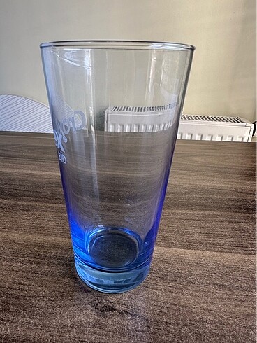 Cam su bardağı