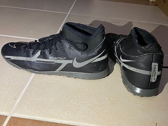 Nike Phantom gt Halı saha ayakkabısı