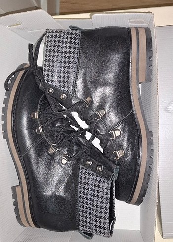 kutusunda Elle sıfır bot - Görsel 4