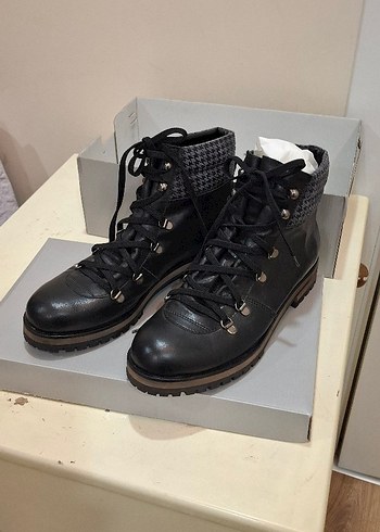 kutusunda Elle sıfır bot - Görsel 3