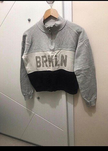 Kısa crop sweat 