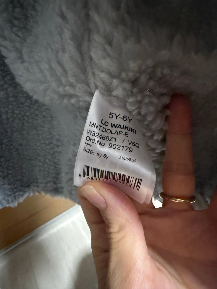 Gri Erkek Çocuk Kapüşonlu Kürklü Ceket - Görsel 5