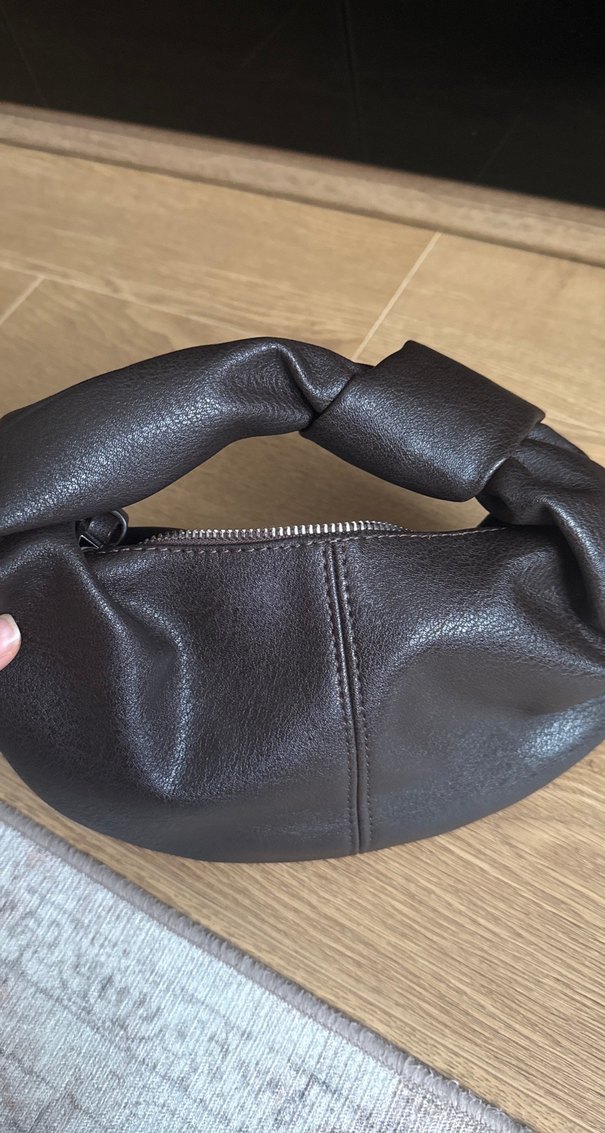 Kahverengi Deri Tokalı Kadın Çanta - Görsel 3