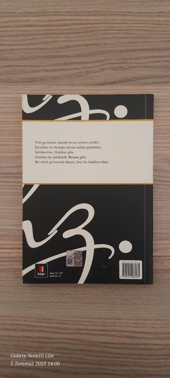 Hz. İnsan - Dücane Cündioğlu Kitabı - Görsel 2