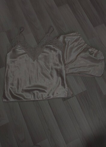 Miorre Dantelli şortlu pijama takımı 