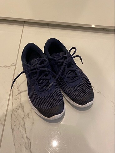 Nike spor ayakkabı