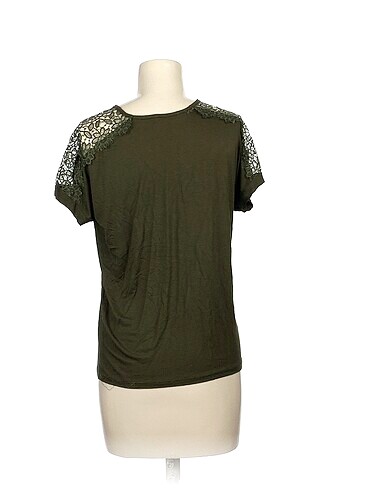 m Beden PreLoved Bluz %70 İndirimli.