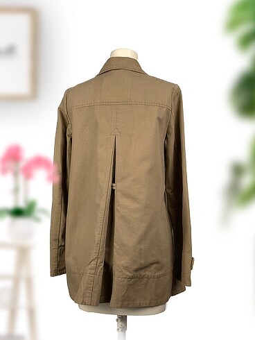 l Beden Mango Trenchcoat %70 İndirimli.