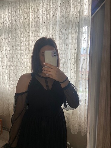 Siyah tül elbise