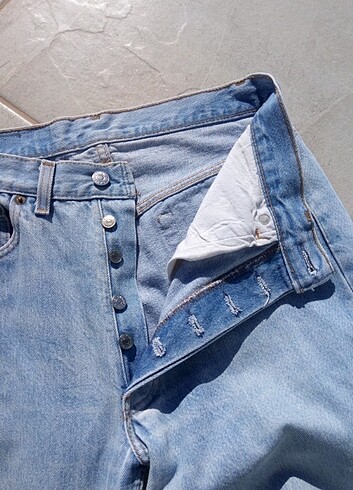 501 model Levis bluejean 