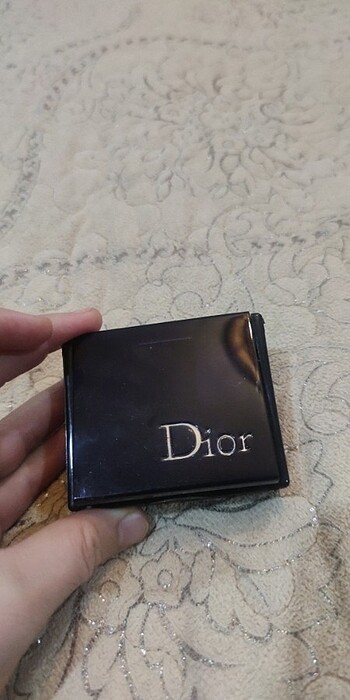 Dior far