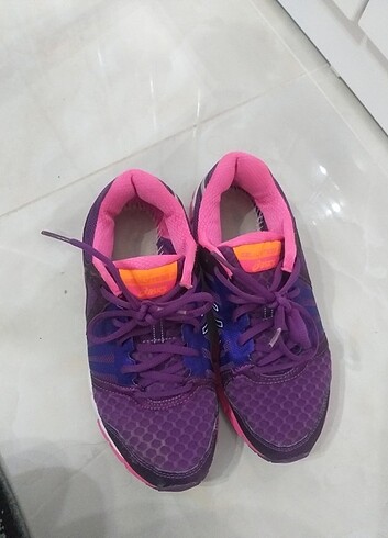 37 Beden Asics spor ayakkabı 