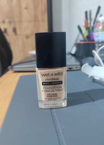 Wet n wild ürünü